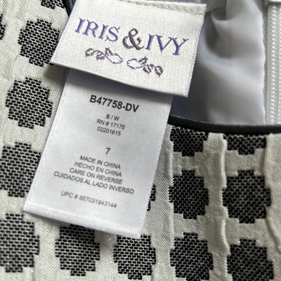 NWT - Iris & Ivy dress, size 7 - grey and white - Picture 4 of 6